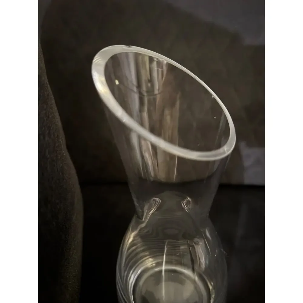 🌿✨ Modern Clear Glass Vase – Etched Line Design – 11.5” Tall